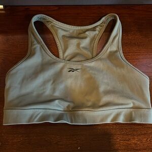 Women’s Reebok Army Green Keyhole Cutouts Racerback Sports Bra. Size M.
